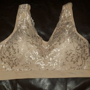 NWOT DAISY FUENTES 2X LOUNGE BRA NUDE